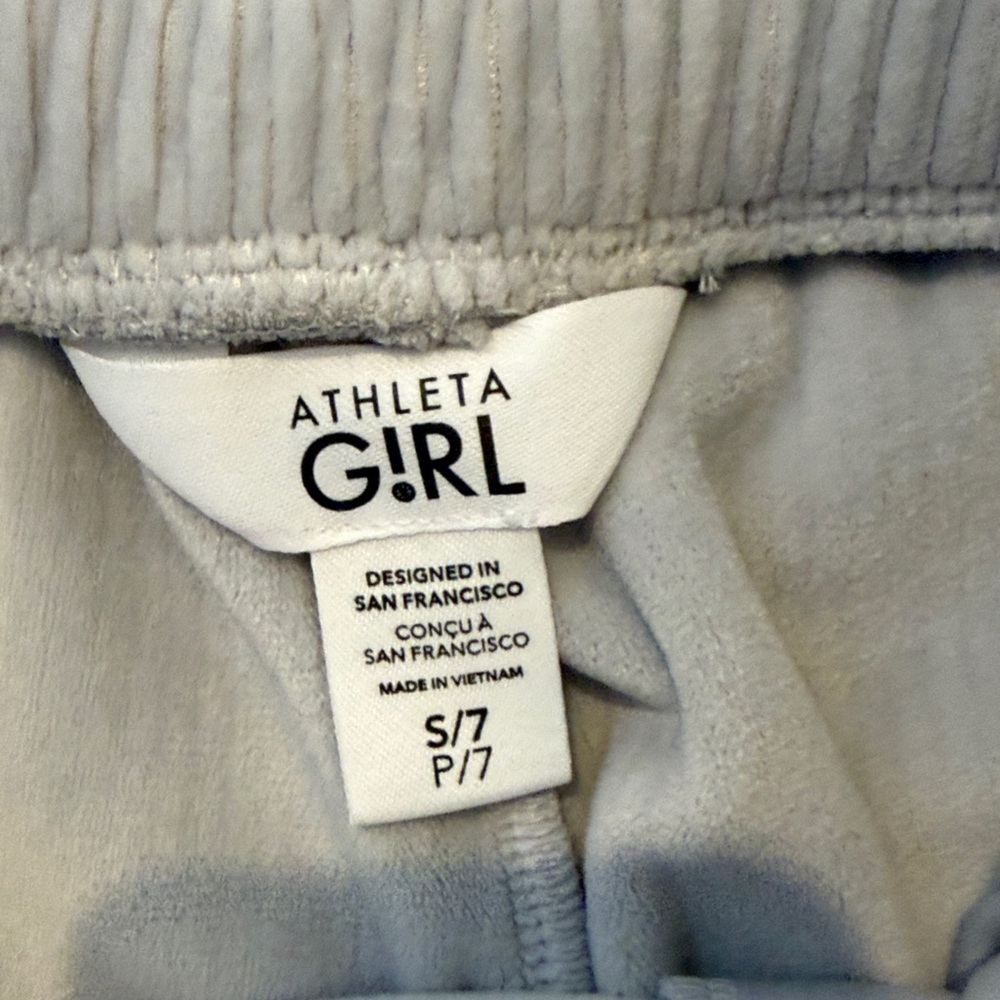 Athleta cropped hoodie and matching wide leg pants in velour - Picture 3 of 7